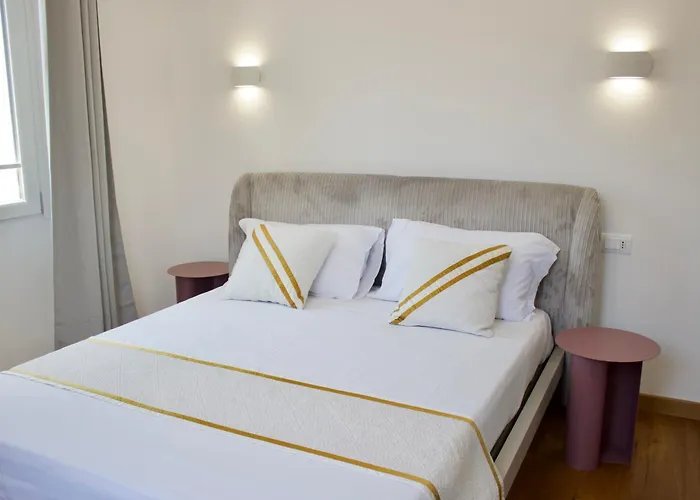 Guest house Luxenti Luxury 3*